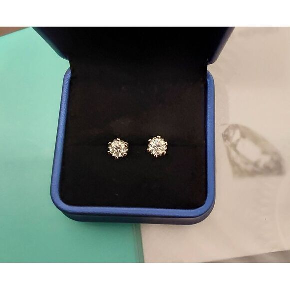 NEW~1 Carat Round Genuine Moissanite Heart Prong Stud Earrings~18K/.925SS - Picture 1 of 3